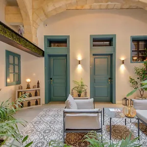 23 Boutique Malta